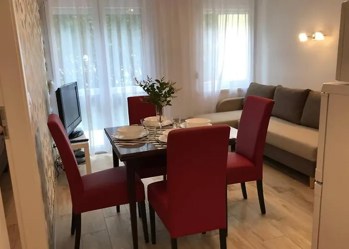 Apartment Hugo Lak Zamardi